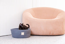 Load image into Gallery viewer, FuzzYard Life Cat Bed - Rope Basket