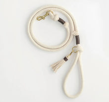 Load image into Gallery viewer, Animals in Charge Organic Cotton Rope Dog Leash
